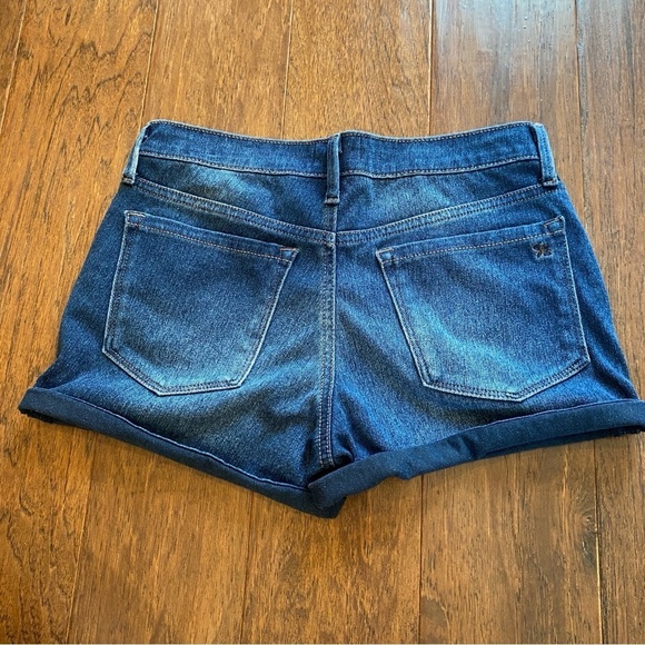 Jessica Simpson Mini Shorts 4 27 - - Picture 3 of 8